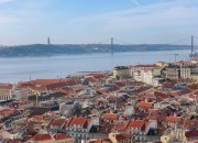 Lisboa prop&otilde;e aumentar seis vezes o IMI de pr&eacute;dios devolutos