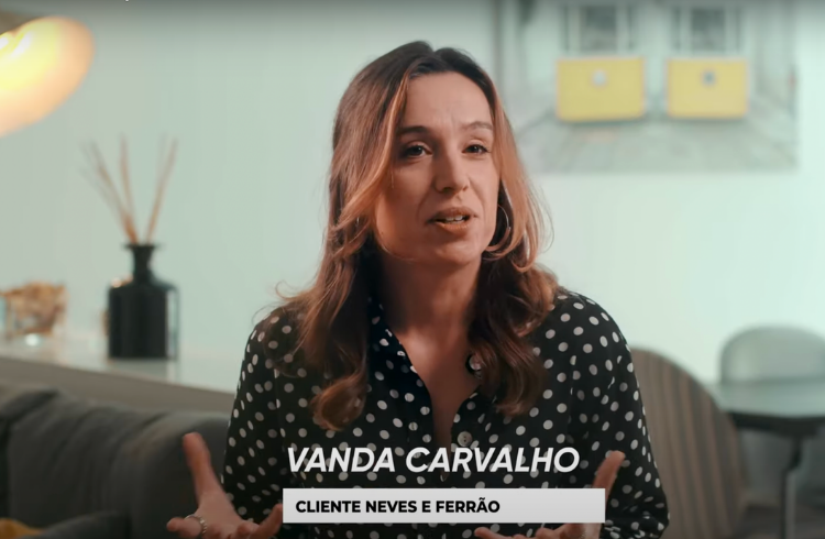 Vanda Carvalho - Cliente Neves & Ferrão