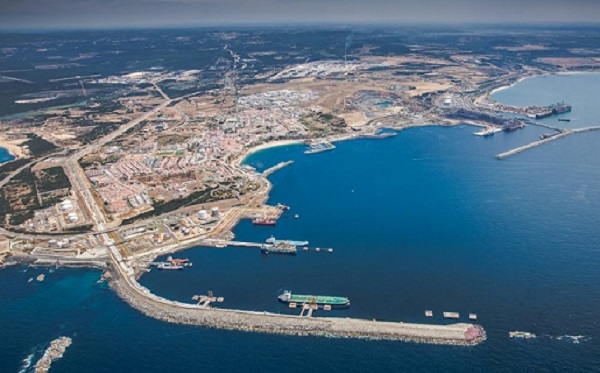Portugal to offer €640m port scheme on 50-year lease